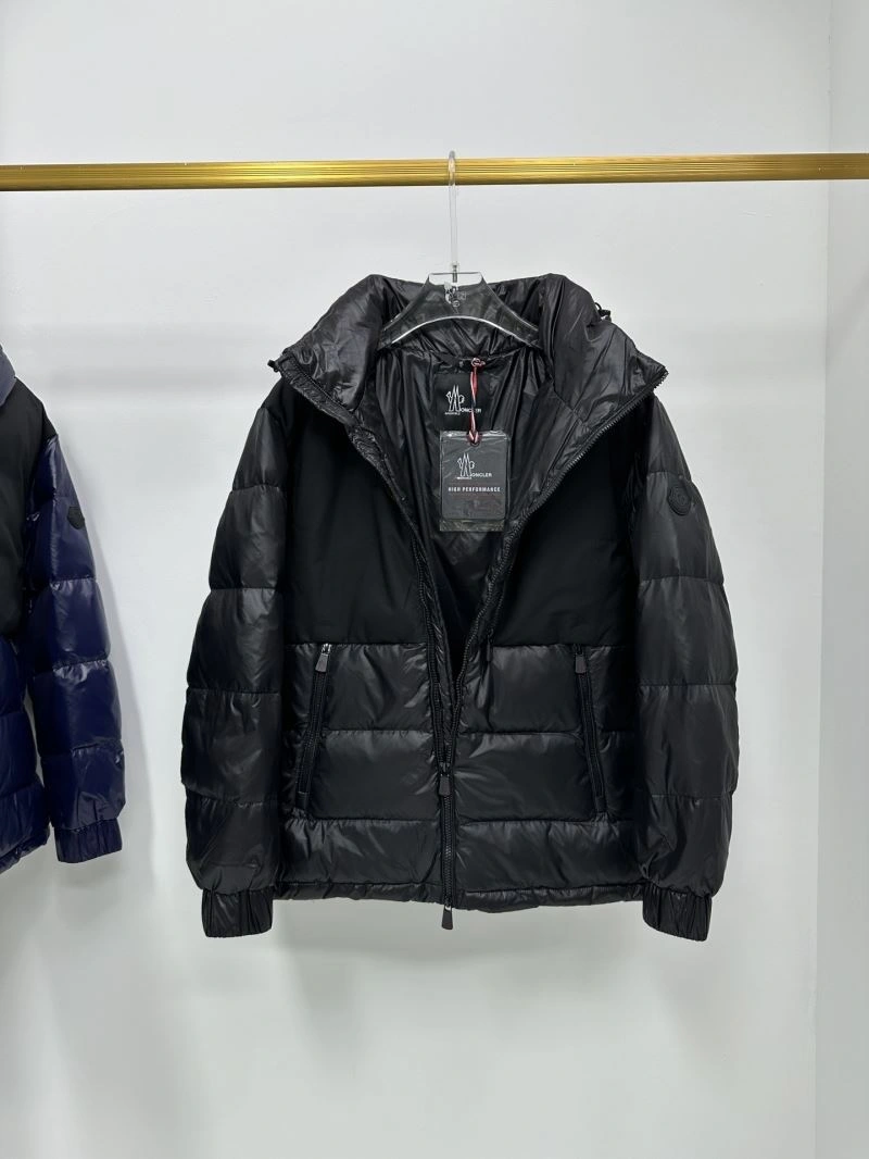 Moncler Down Jackets Cozy 144591