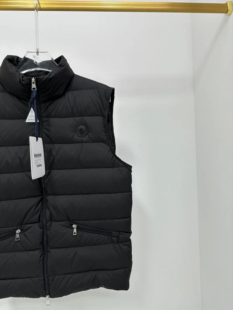 UrbanChic Moncler Down Jackets 144586