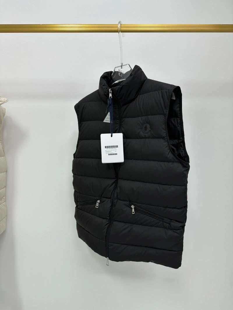 UrbanChic Moncler Down Jackets 144586