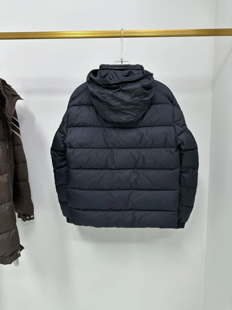 Moncler Down Jackets SmoothTexture 144576