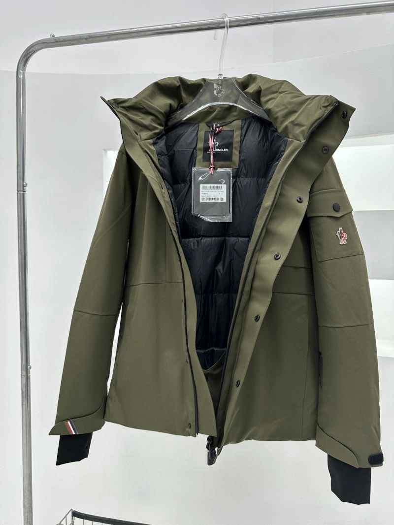 Moncler Down Jackets TechFriendly 144573