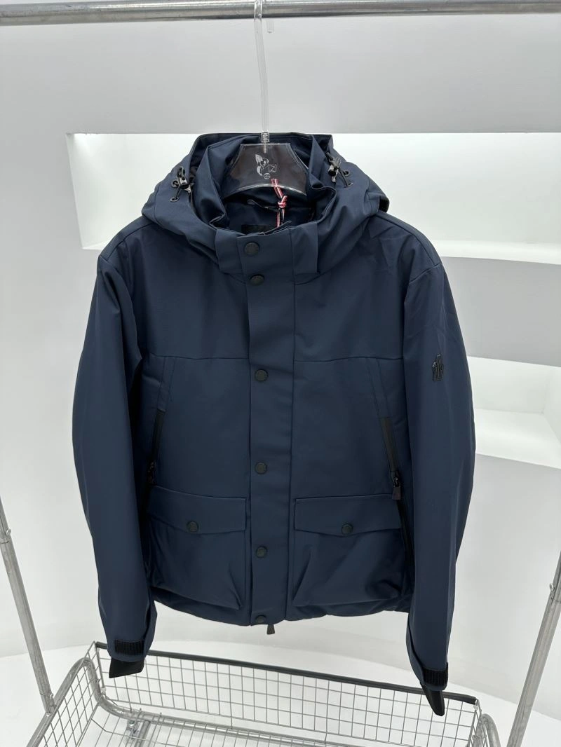 Moncler Down Jackets Colorful 144574