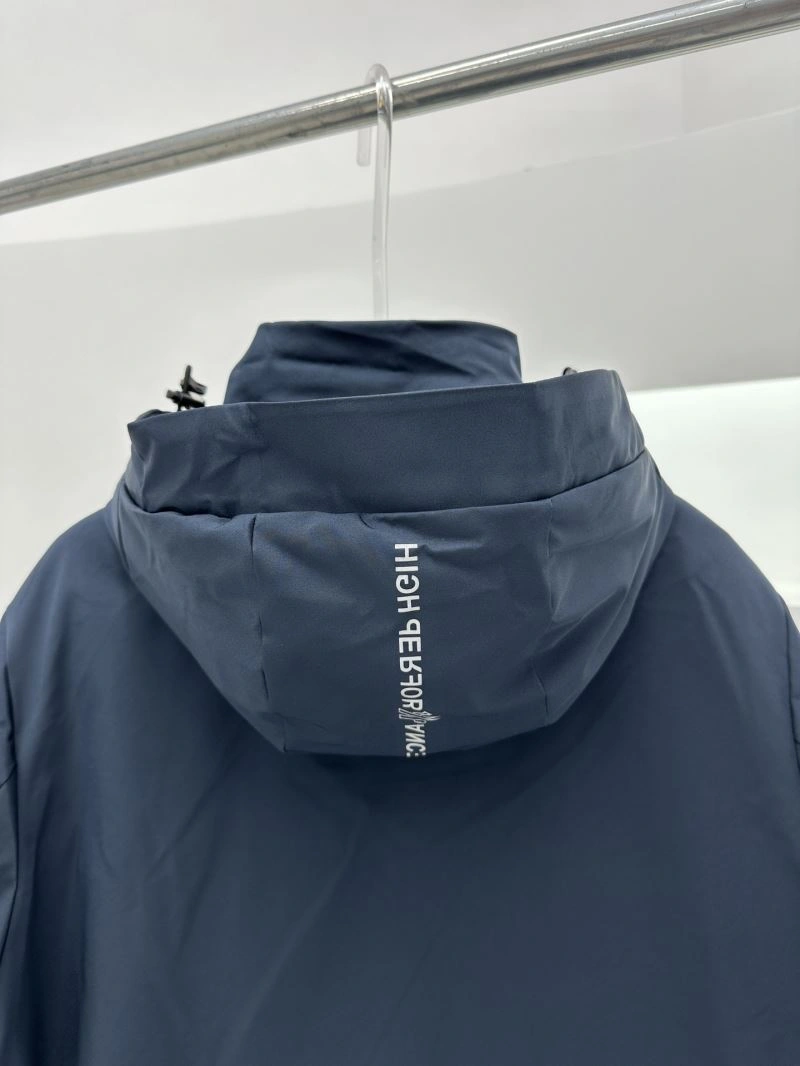 Moncler Down Jackets Colorful 144574