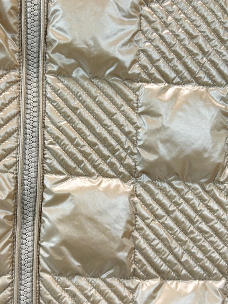 Fashionable Moncler Down Jackets 144569