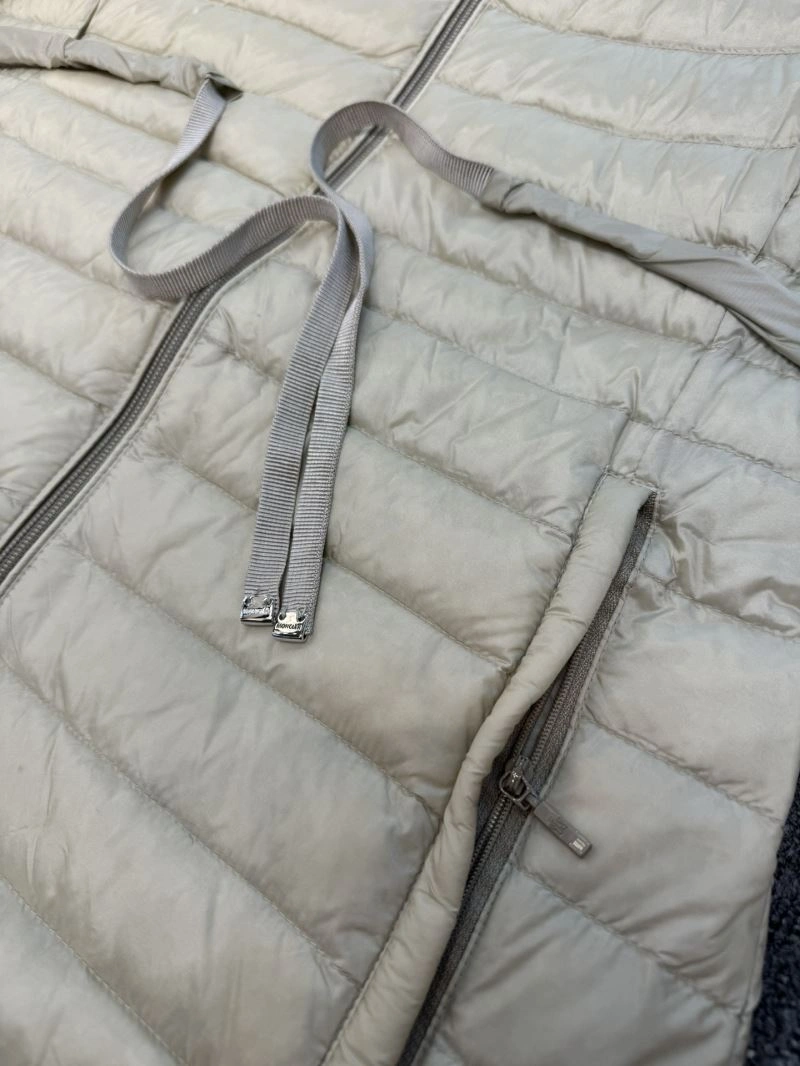 ComfortFit Moncler Down Jackets 144555