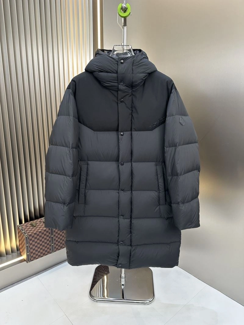 Moncler Down Jackets Attractive 144566