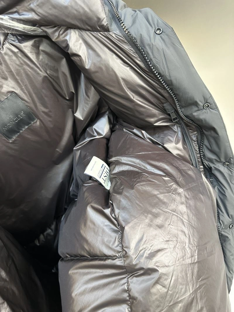 Moncler Down Jackets Attractive 144566