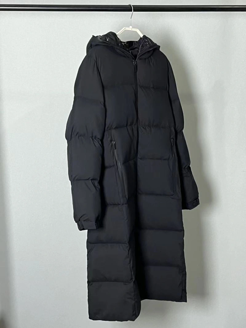 Moncler Down Jackets Youthful 144581