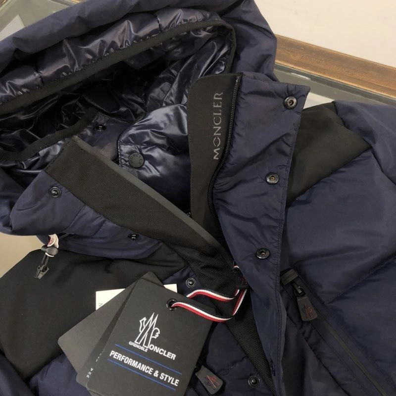 Moncler Down Jackets FlexibleFit 144552