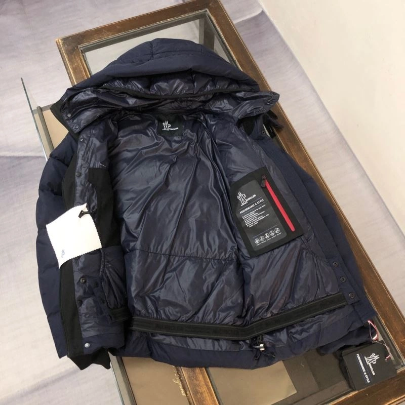 Moncler Down Jackets FlexibleFit 144552
