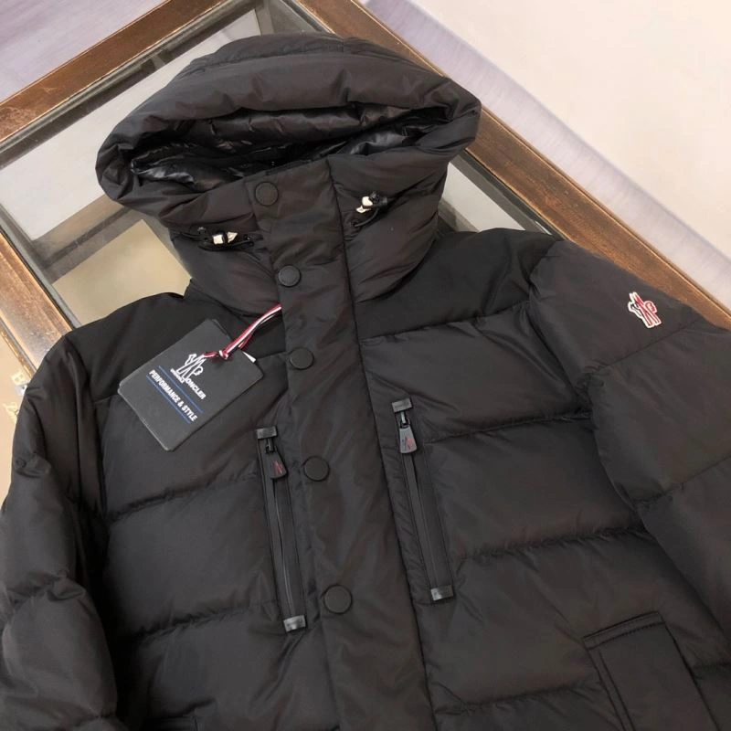 Moncler Down Jackets RelaxedFit 144561
