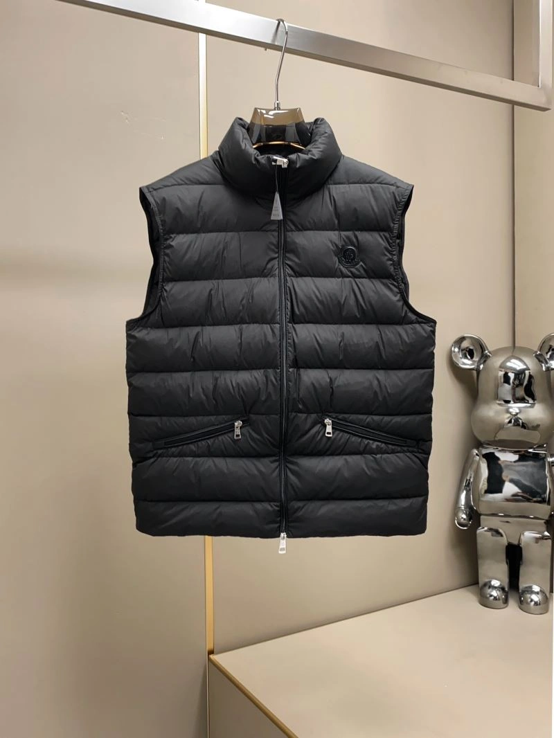 Stylish Moncler Down Jackets 144562