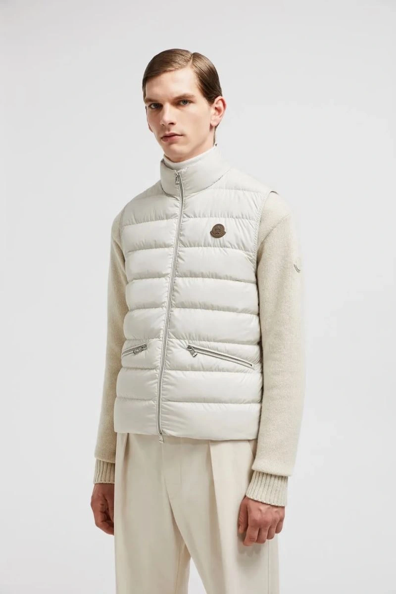 Moncler Down Jackets EasyMatch 144551