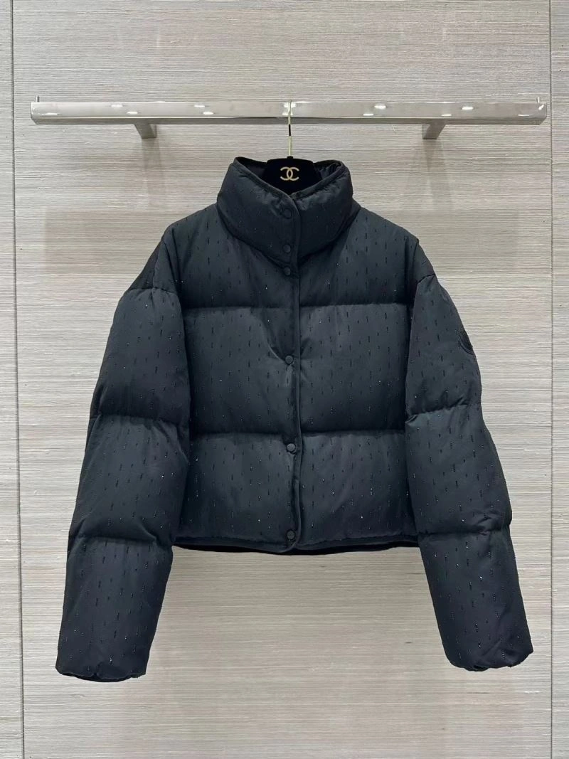 Seasonal Moncler Down Jackets 144564