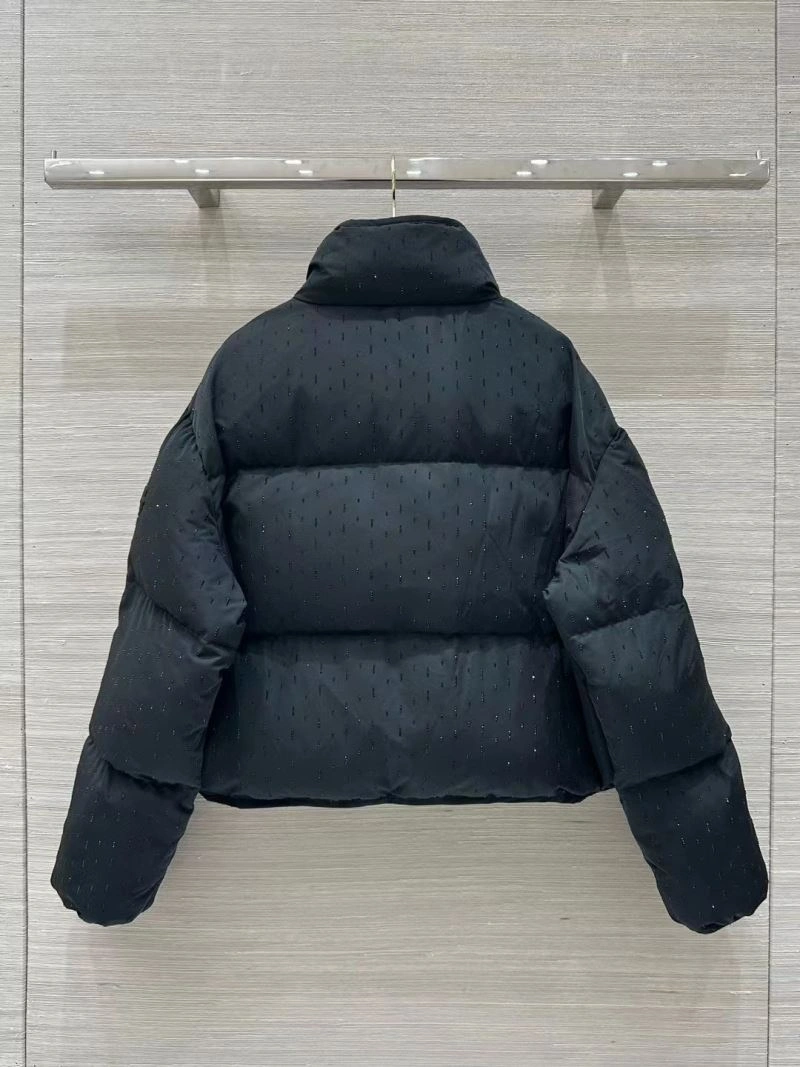 Seasonal Moncler Down Jackets 144564
