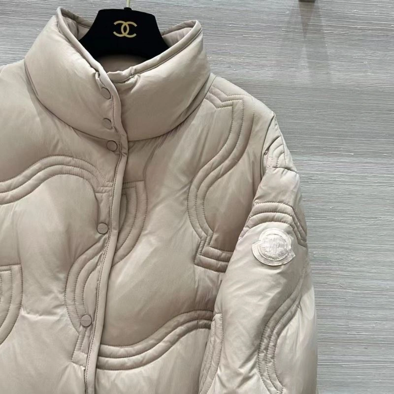 Moncler Down Jackets Contemporary 144575
