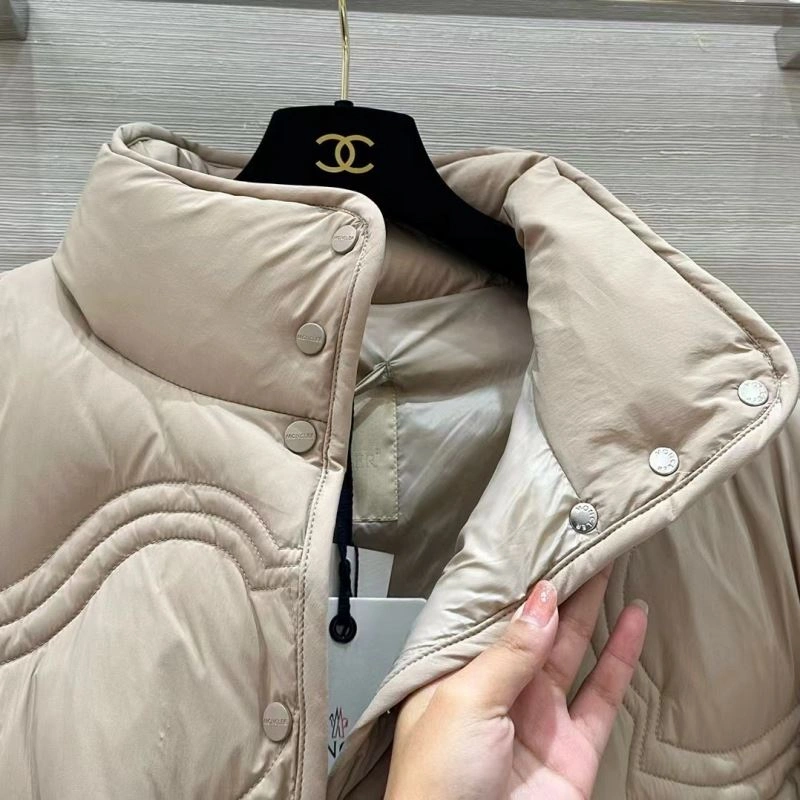 Moncler Down Jackets Contemporary 144575