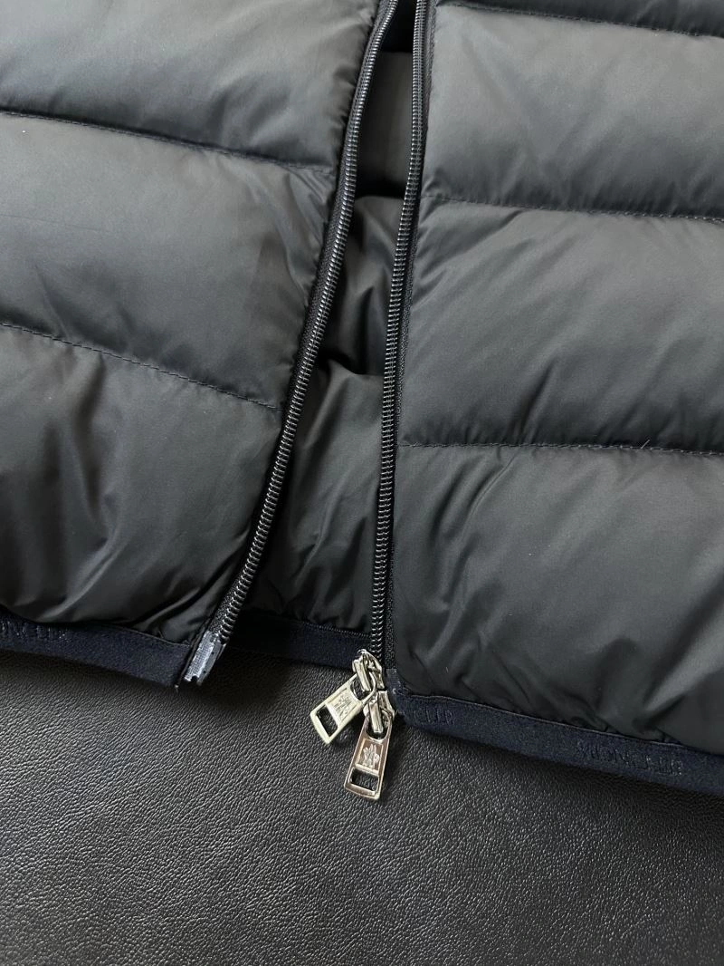 Soft Moncler Down Jackets 144547