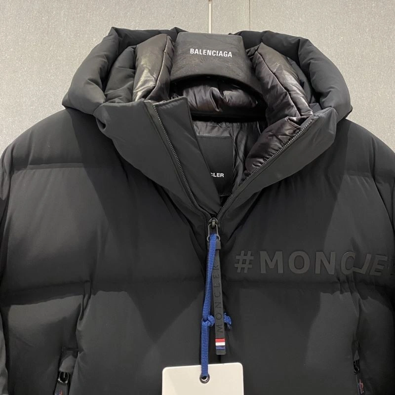 Refined Moncler Down Jackets 144560