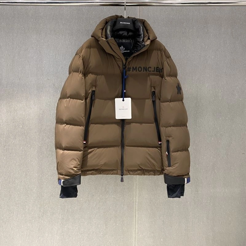 Trendsetting Moncler Down Jackets 144546