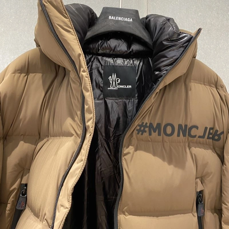 Trendsetting Moncler Down Jackets 144546