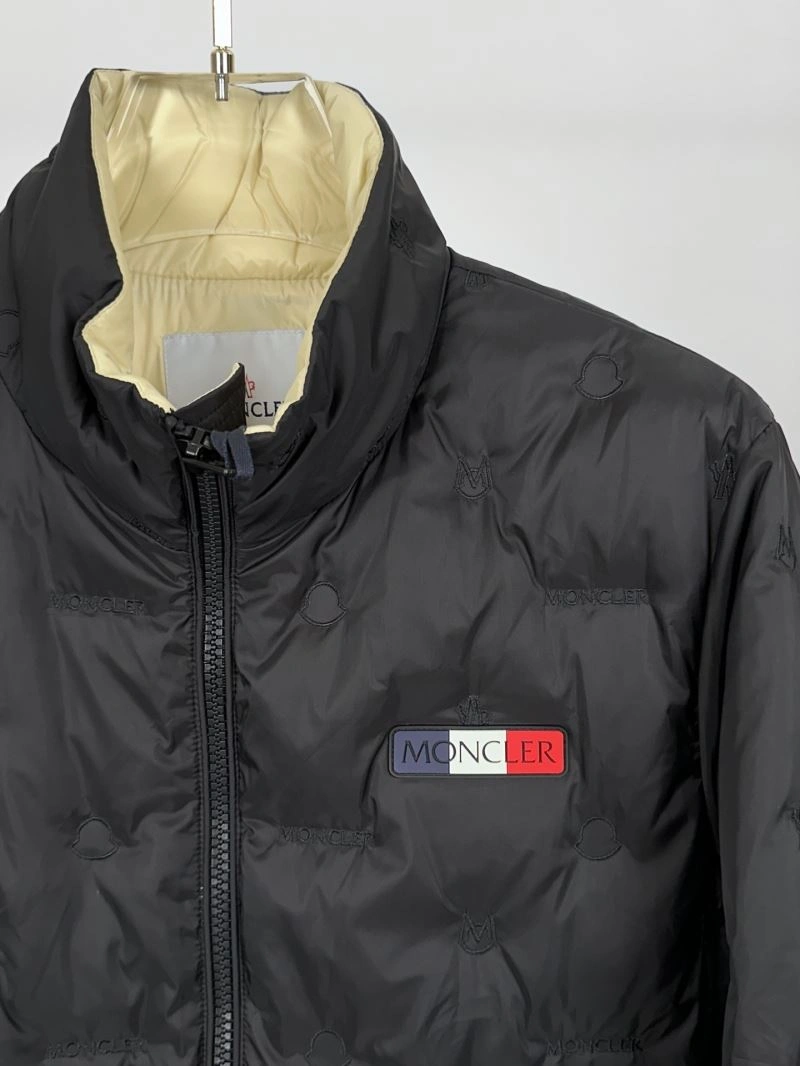 TechFriendly Moncler Down Jackets 144543