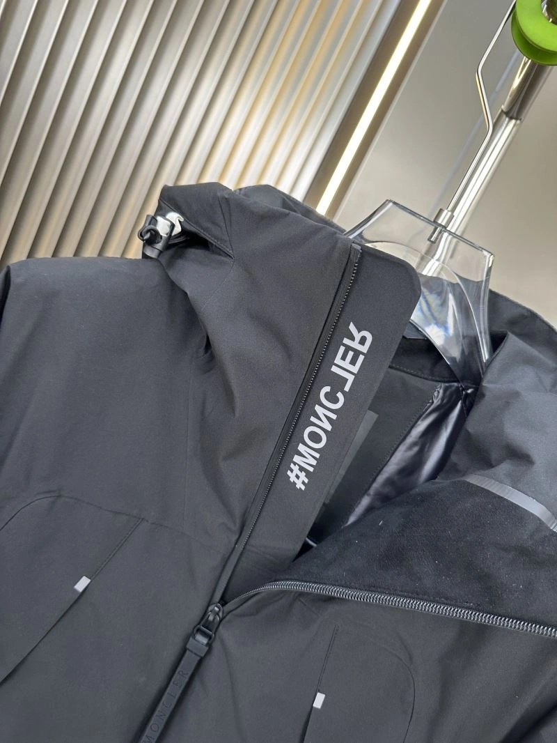 Sporty Moncler Down Jackets 144528