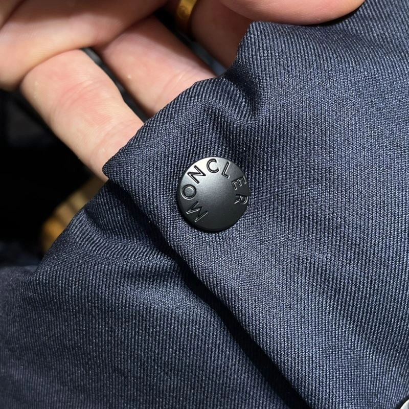 Moncler Down Jackets Effortless 144520