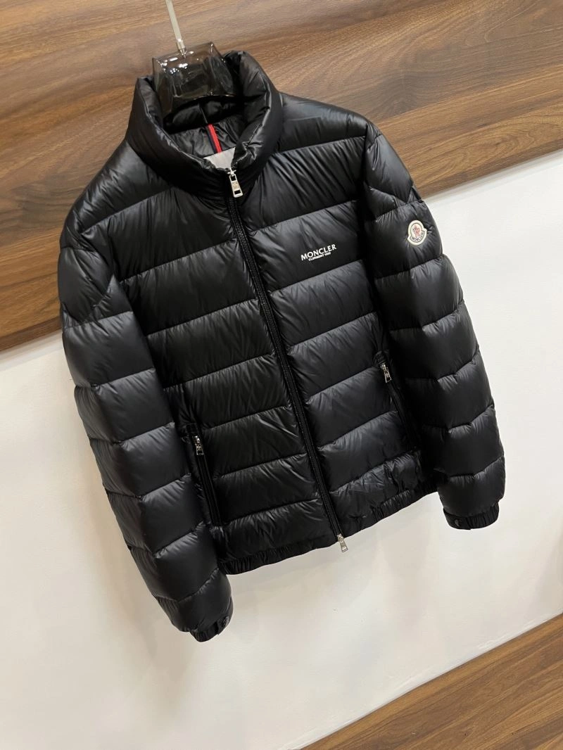 Practical Moncler Down Jackets 144539