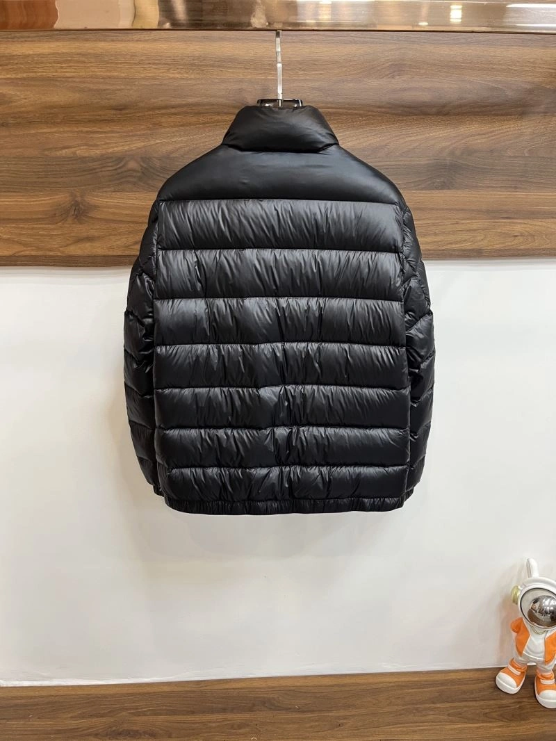 Practical Moncler Down Jackets 144539