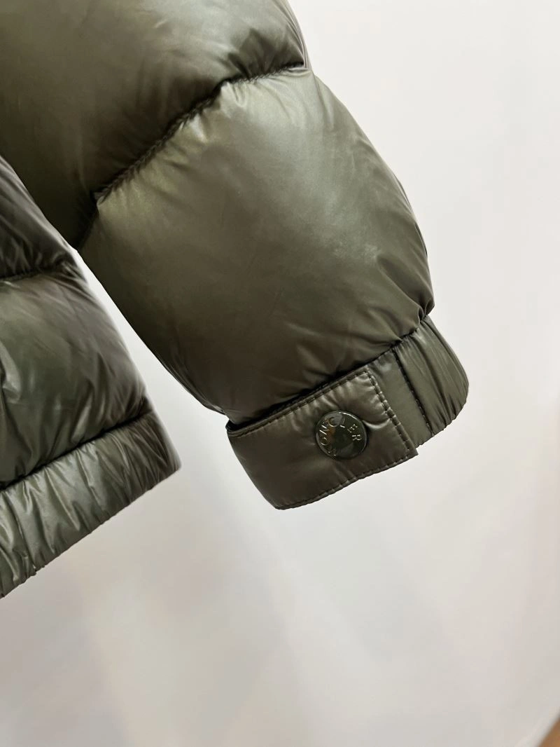 Sporty Moncler Down Jackets 144531