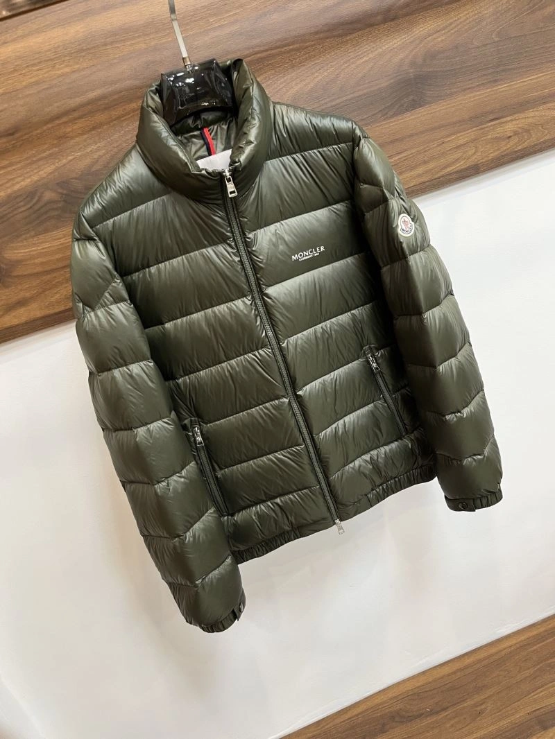 Sporty Moncler Down Jackets 144531