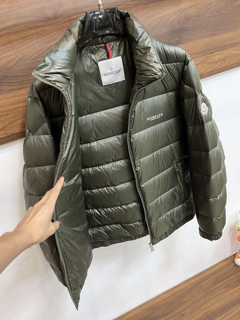 Sporty Moncler Down Jackets 144531