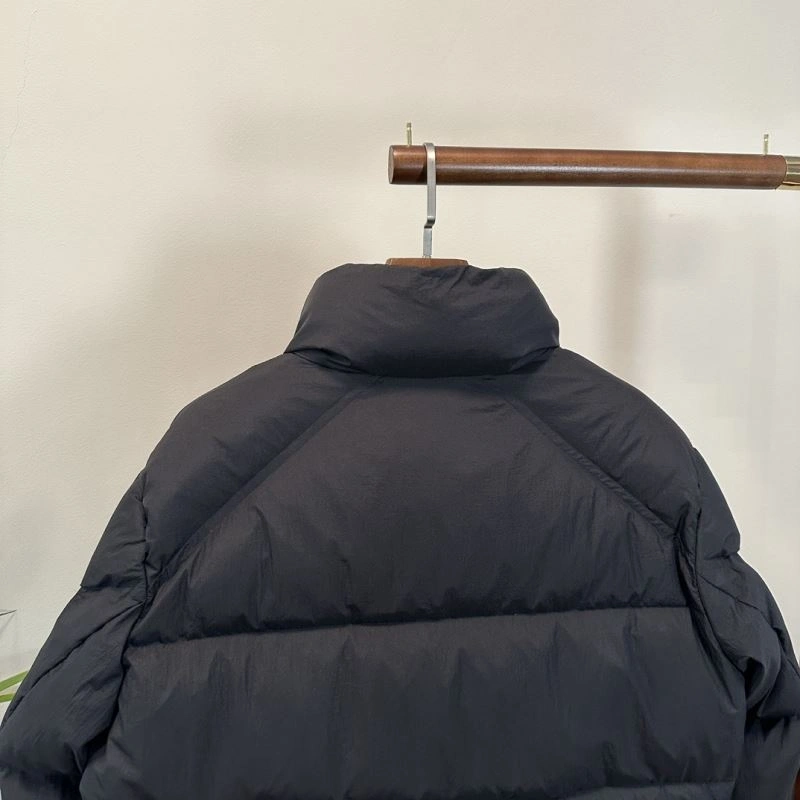 Flexible Moncler Down Jackets 144515