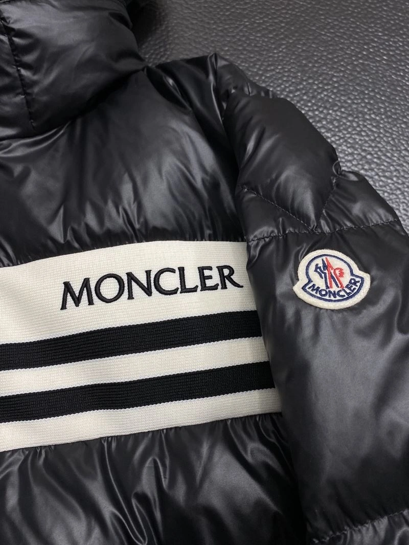 Moncler Down Jackets Attractive 144514