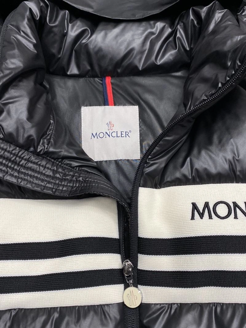 Moncler Down Jackets Attractive 144514