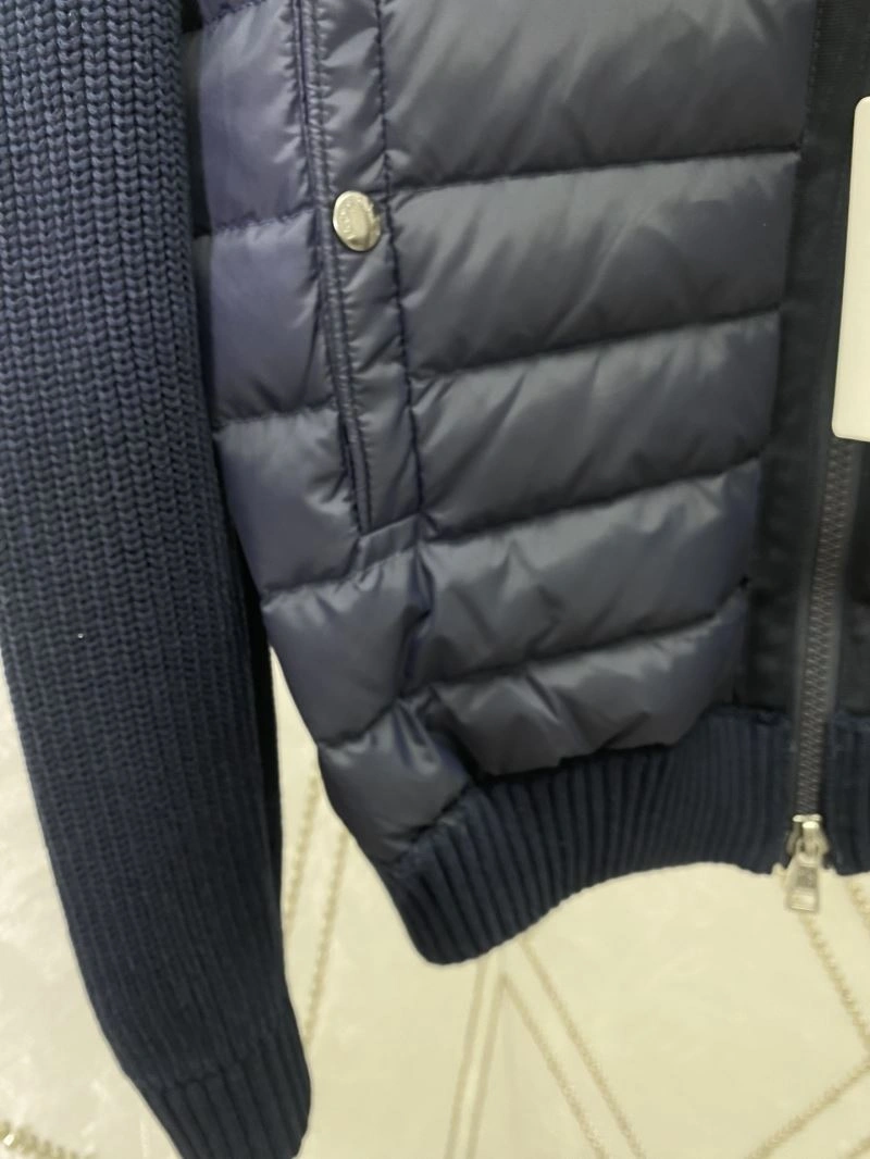 Lightweight Moncler Down Jackets 144535