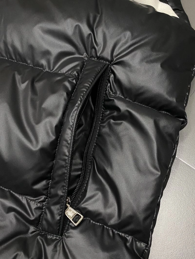 Moncler Down Jackets RelaxedFit 144510