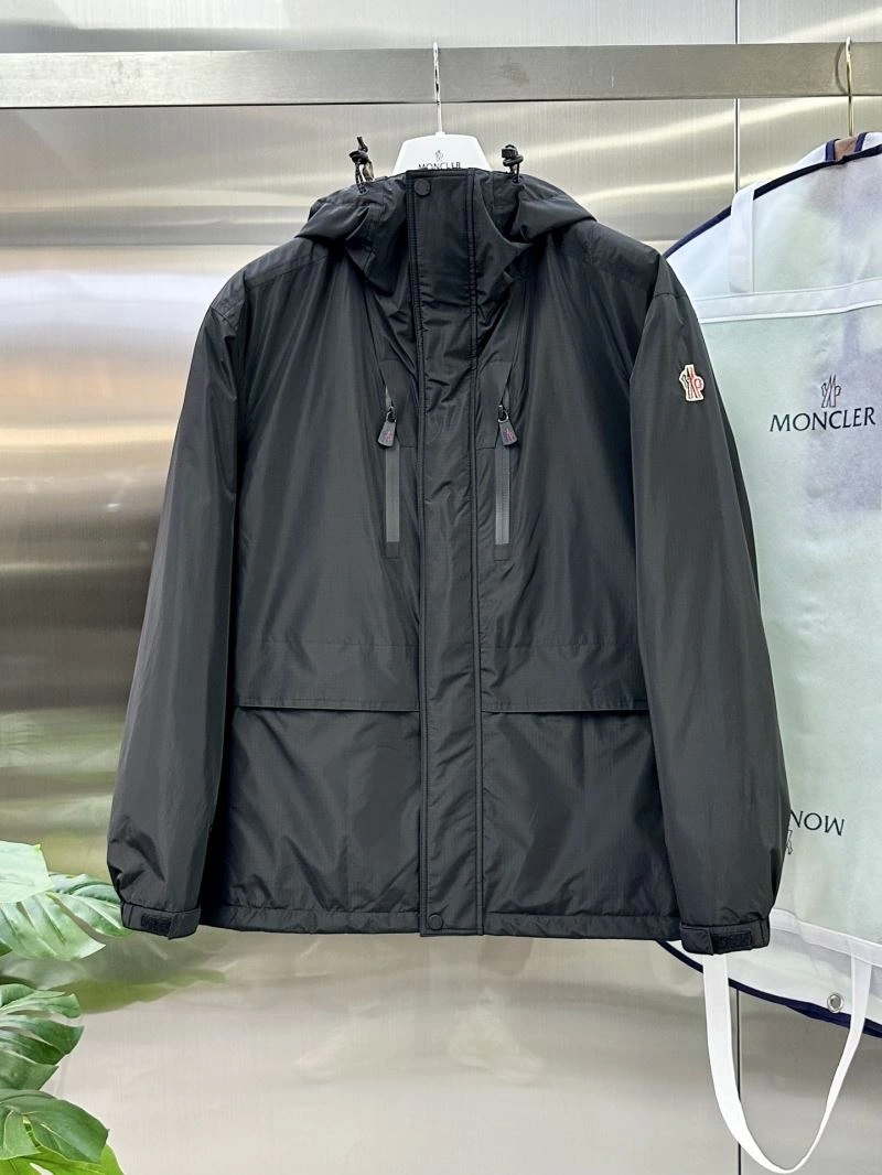 Moncler Down Jackets Bright 144503
