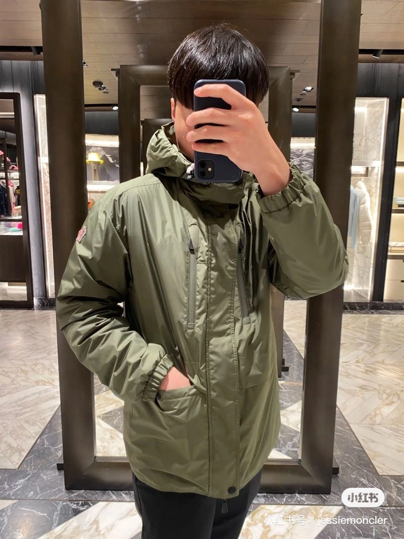 Moncler Down Jackets Bright 144503