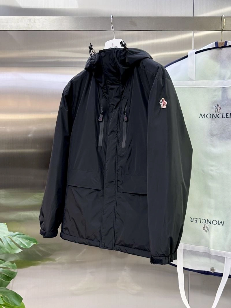 Moncler Down Jackets Bright 144503