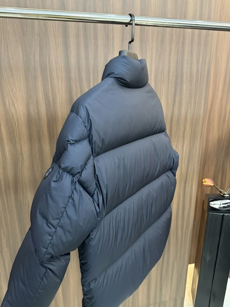 HighPerformance Moncler Down Jackets 144499