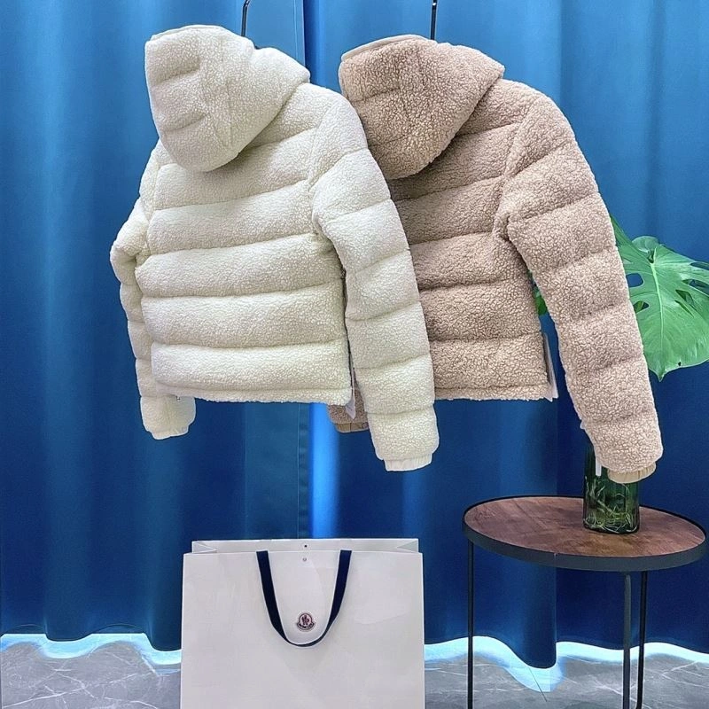 Seasonal Moncler Down Jackets 144498