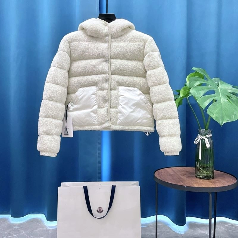 Seasonal Moncler Down Jackets 144498