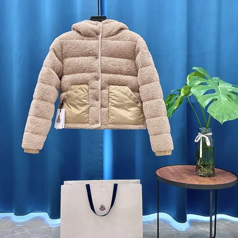 Seasonal Moncler Down Jackets 144498