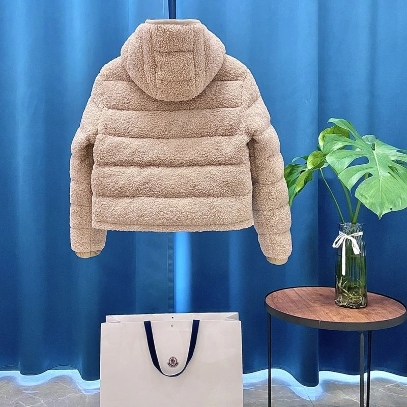 Seasonal Moncler Down Jackets 144498