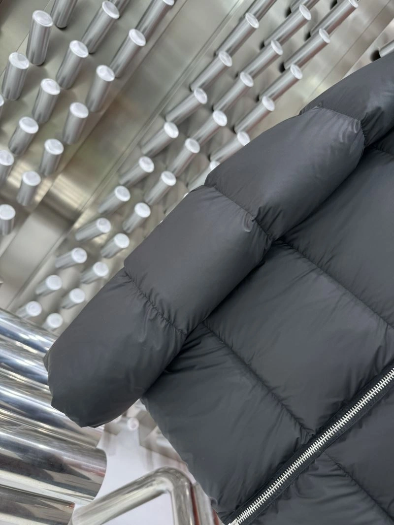 Moncler Down Jackets TechFriendly 144495