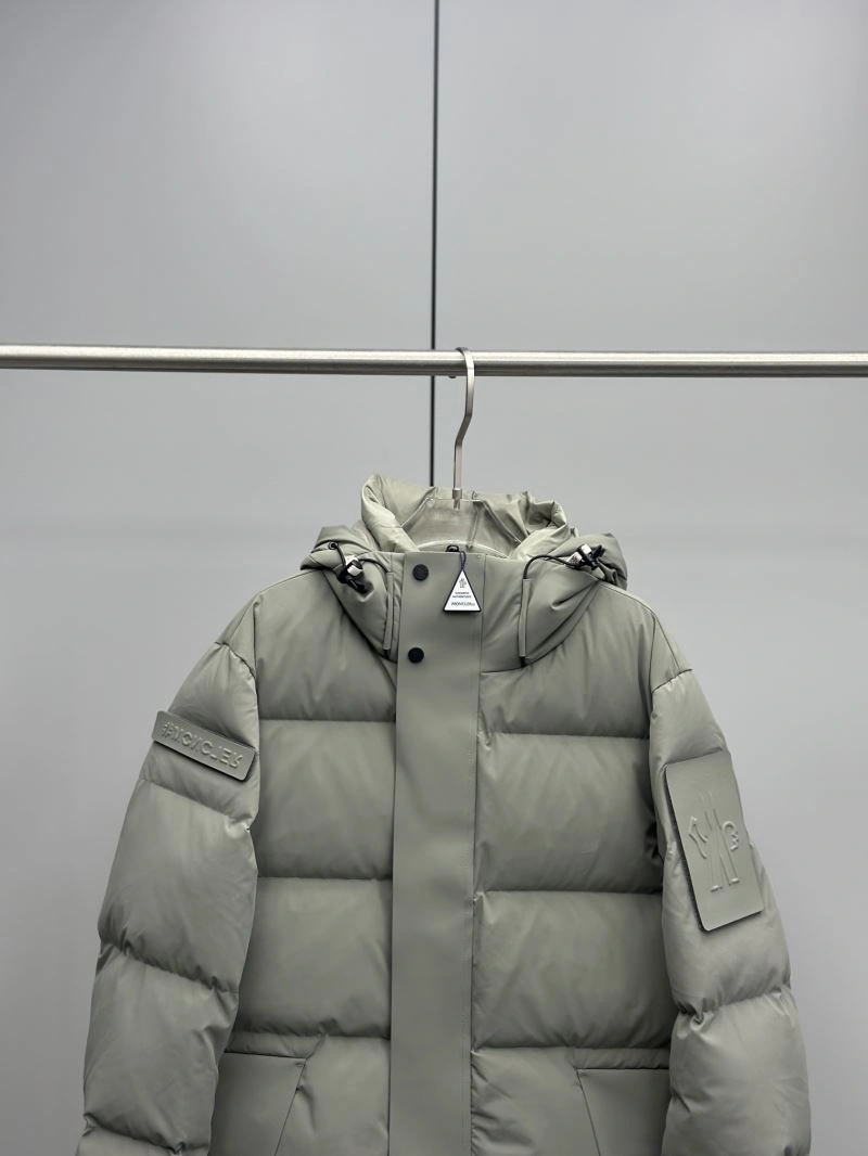 Moncler Down Jackets Unique 144494