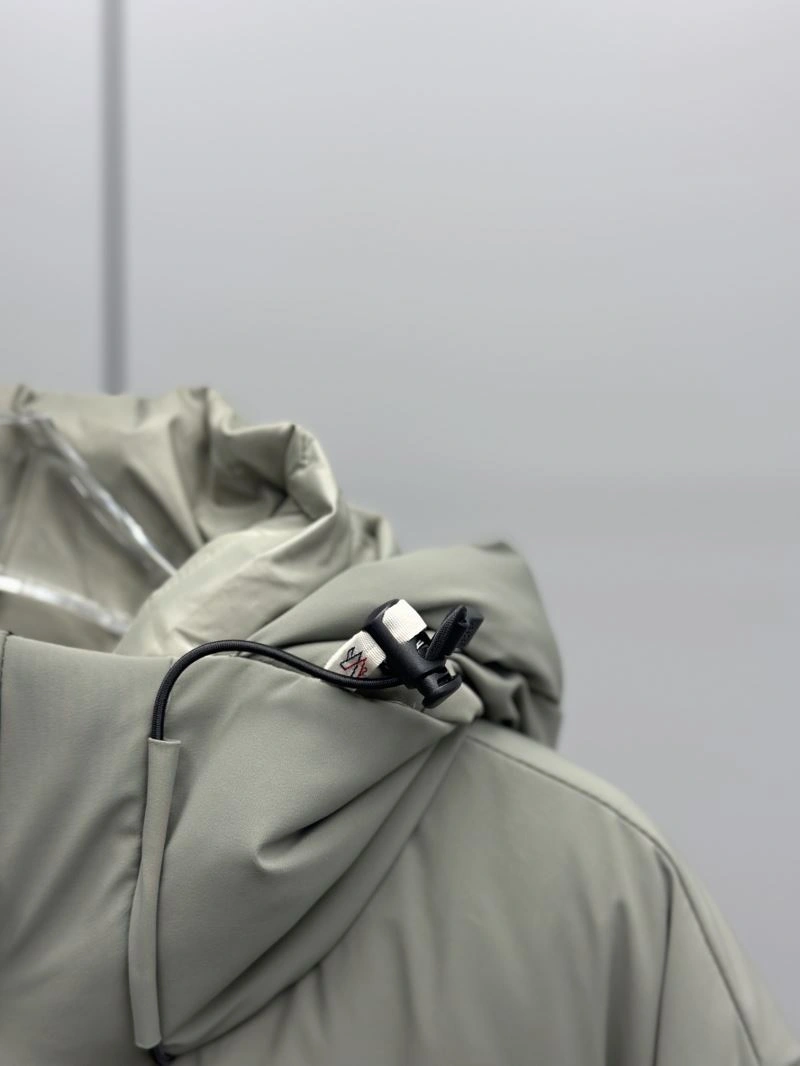 Moncler Down Jackets Unique 144494