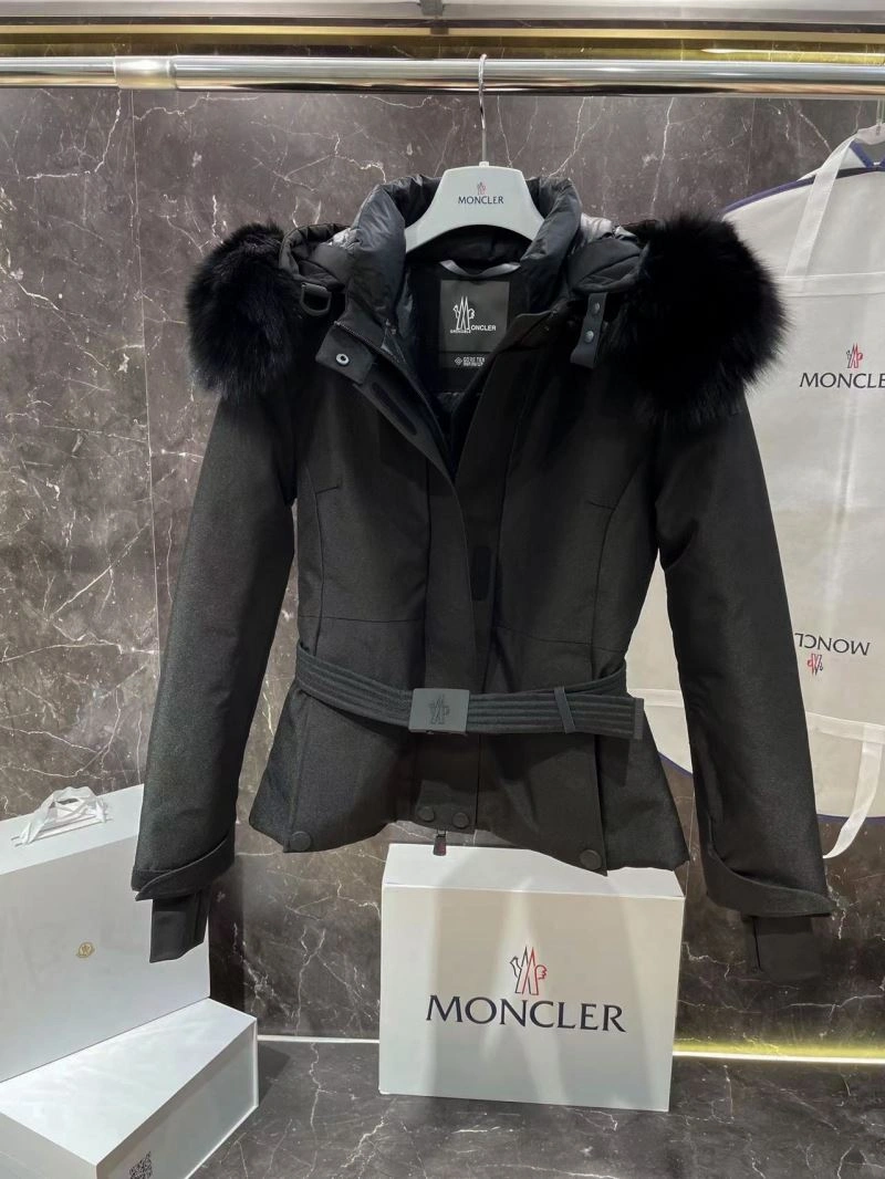 Timeless Moncler Down Jackets 144485